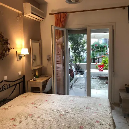 Vana Studios&apartments