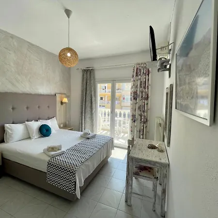 Vana Studios&apartments